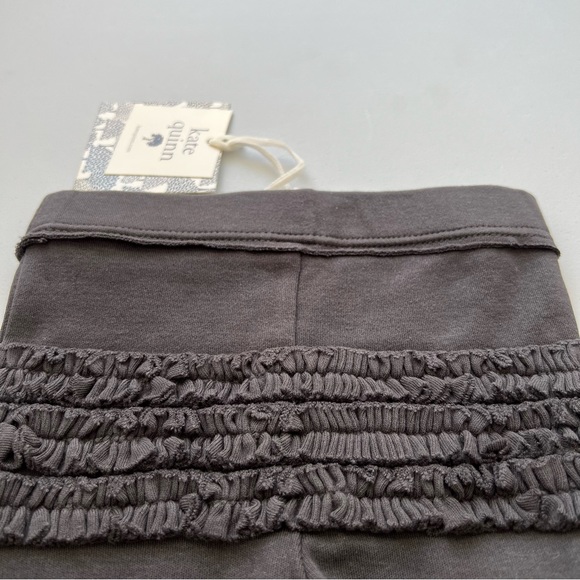 NWT Kate Quinn onyx ruffle bum legging size 6-12 months - Picture 3 of 8